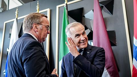Verteidigungsminister Boris Pistorius und der kanadische Premierminister Mark Carney