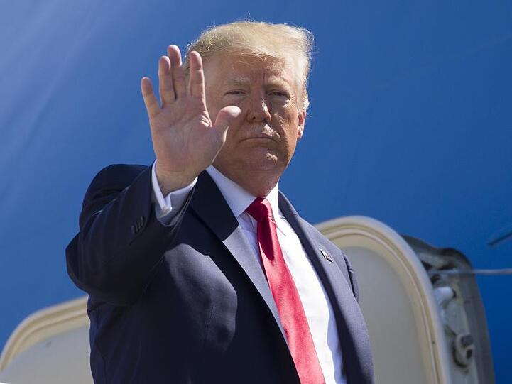 US-Präsident Trump hatte schon im Juni mit Massenabschiebungen gedroht, die Frist dafür dann aber verschoben. Foto. Alex Brandon/AP