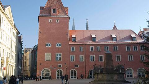 In Regensburg in der Oberpfalz gibt es ein Verwaltungsgericht: Hier werden auch die Fälle aus Niederbayern mitverhandelt.