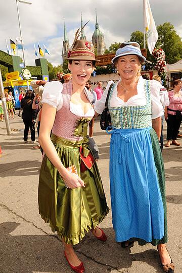Sophie und Angela Wepper.