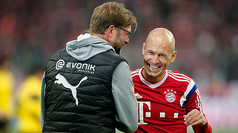 Jürgen Klopp und Arjen Robben im April 2015 nach der 1:3-Niederlage n.E. der Bayern gegen Borussia Dortmund im Pokal-Halbfinale.