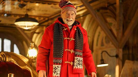Arnold Schwarzenegger spielt Santa Claus in "The Man With the Bag".