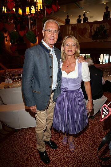 Der Gastgeber mit seiner Ehefrau Heidi.