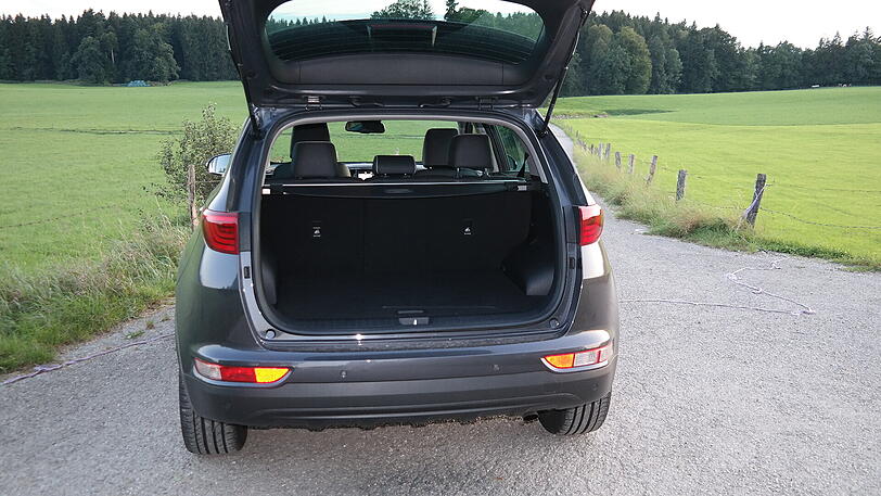 Im gut zugänglichen Kofferraum findet Gepäck mit einem Volumen von 491 bis 1492 Liter Platz.