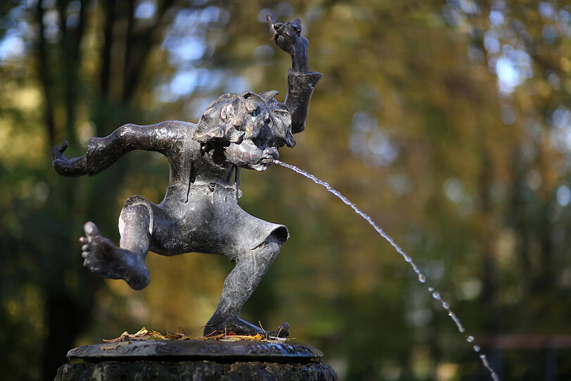 Im Luitpoldpark: Der Pumucklbrunnen von 1985, gestaltet von Claus Nageler, gestiftet von Ellis Kaut.