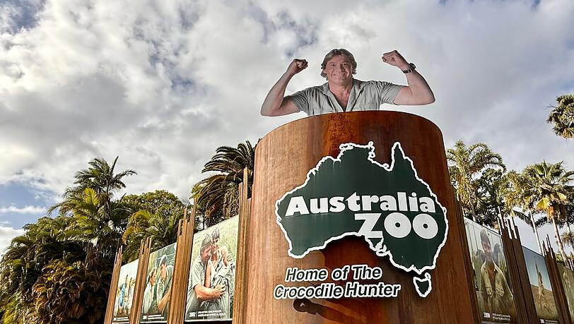 Der Australia Zoo in Queensland ist das große Vermächtnis von Steve Irwin und lockt Menschen aus aller Welt an. Der Australia Zoo in Queensland ist das große Vermächtnis von Steve Irwin und lockt Menschen aus aller Welt an.