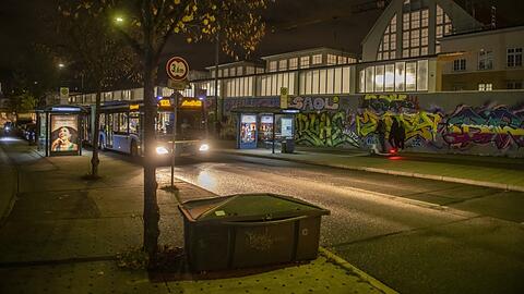 Abends an der heutigen Großmarkthalle.