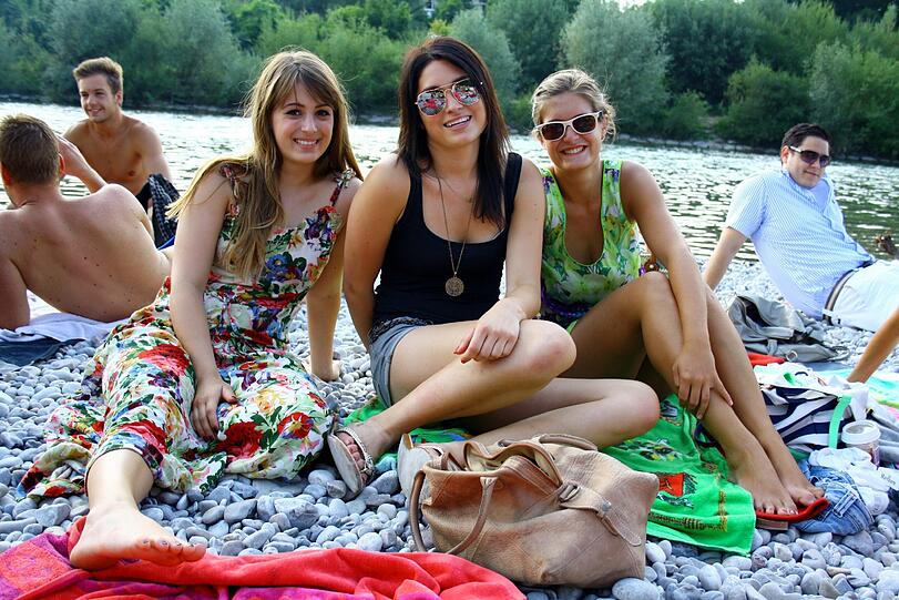 Das sind Hannah, Steffi und Isabella. Ihr Plan: bis abends durchhalten. Gibt schlimmere Herausforderungen.