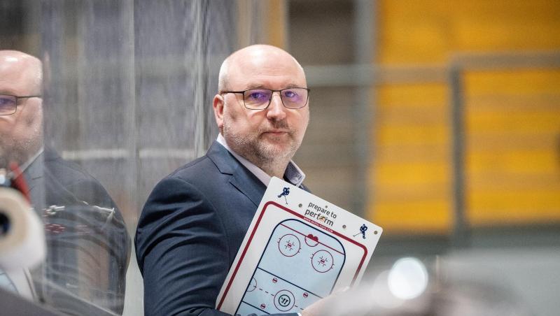 Trainer Frank Fischöder von den Nürnberg Ice Tigers.