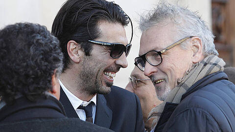 Kennen sich gut: Gianluigi Buffon (links) und Stefano Tacconi.