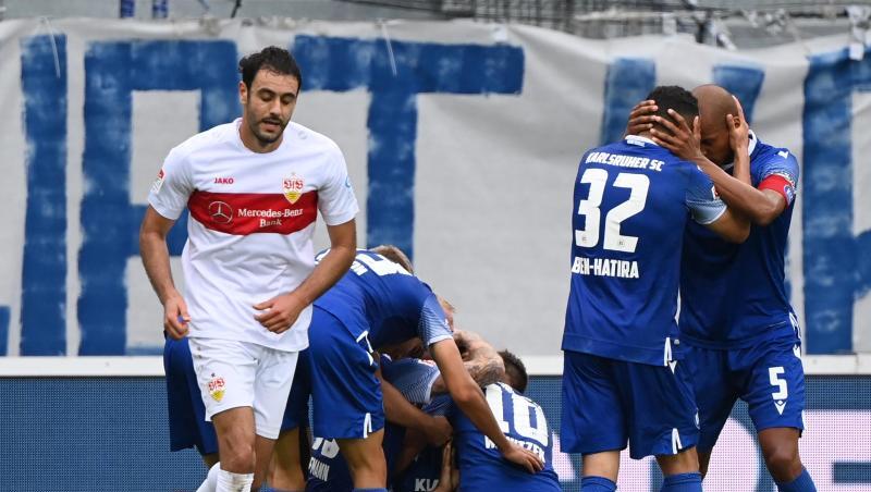 Lukas Fröde (M) schoss den KSC zum Derby-Sieg gegen den VfB Stuttgart. Lukas Fröde (M) schoss den KSC zum Derby-Sieg gegen den VfB Stuttgart.