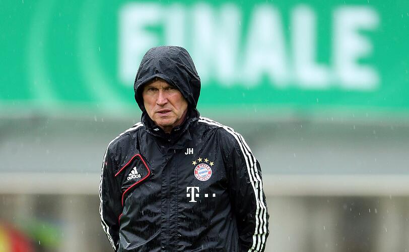 Bayern gegen Stuttgart. Die letzten Vorbereitungen vor dem Pokalendspiel in Berlin laufen. Hier sind die Bilder von der Trainingseinheit am Freitag.