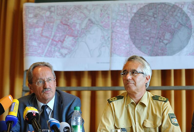 Krisensitzung mit OB Christian Ude und Polizeipräsident Wilhelm Schmidbauer