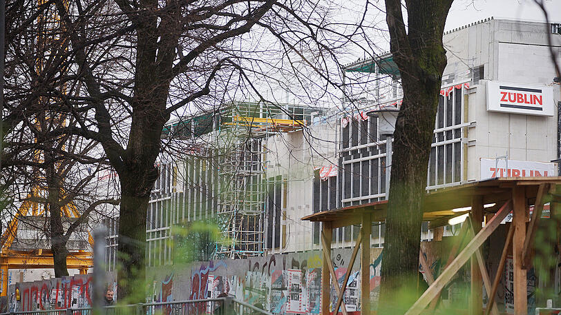 Hier stand XXXLutz, auf der Theresienhöhe 5: Jetzt entsteht hier ein moderner Konsumtempel.