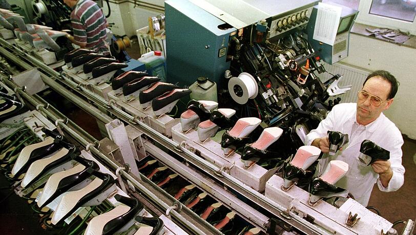 Blick in die auch im Roman erw&auml;hnte Schuhfabrik Peter Kaiser in Pirmasens.