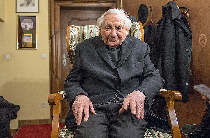 Georg Ratzinger, der ehemalige Leiter der Regensburger Domspatzen: "Es ist einfach Irrsinn, wie man über 40 Jahre hinweg überprüfen will, wie viele Ohrfeigen bei uns verteilt worden sind, so wie in anderen Einrichtungen auch."