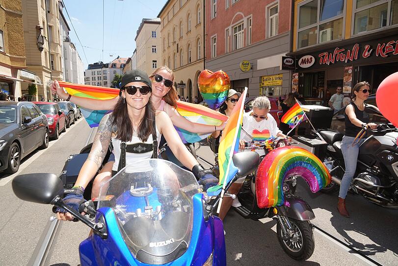 Bunte Parade in München: Die Bilder vom Christopher Street Day 2022.