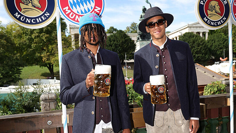Style ist ihm wichtig: Michael Olise, hier mit Jamal Musiala. Style ist ihm wichtig: Michael Olise, hier mit Jamal Musiala.