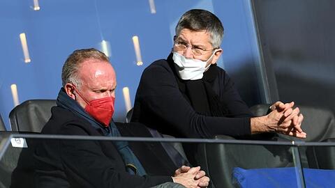Herbert Hainer (r), Bayern Münchens Präsident und Karl-Heinz Rummenigge, Vorstandsvorsitzender.