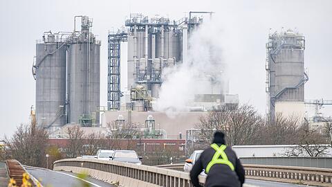 Die Chemiebranche ist besonders energieintensiv (Archivbild)