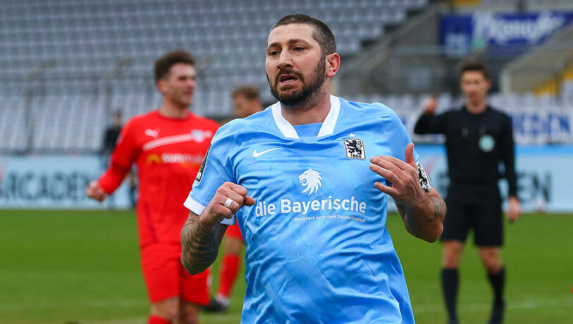 Löwen-Kapitän Sascha Mölders ist nach der Pleite gegen Zwickau enttäuscht.