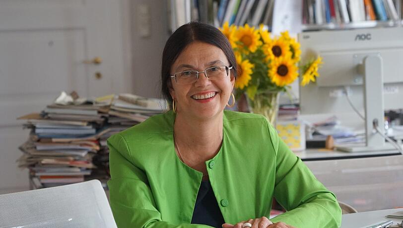 Elisabeth Merk. Elisabeth Merk.