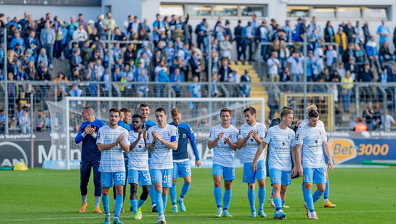 Der TSV 1860 feiert gegen Wiesbaden einen wichtigen Sieg.