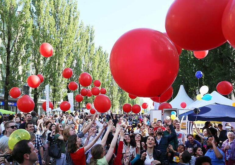 Das Streetlife-Festival ist Münchens größtes Straßenfest. Wir zeigen die besten Bilder in der Klickstrecke.