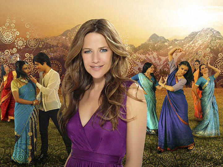 Als Produktionsassistentin Franzi (Alexandra Neldel)  für ein Bollywood-Filmteam einen Drehort in den Alpen sucht, kommt ihr ihr Heimatort, das verschlafene Bergdorf St. Maria, in den Sinn