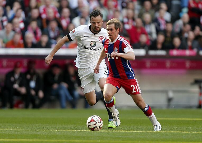 PHILIPP LAHM - NOTE 2 - Passmaschine und Löcherstopfer. Fällt nicht so sehr auf, ist aber enorm wichtig für den Spielaufbau. Bereitete das 2:0 hervorragend mit vor.