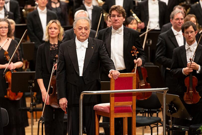 Zubin Mehta dirigierte Mahlers Symphonie Nr. 2, die &bdquo;Auferstehungssymphonie&ldquo; in Erinnerung an Mariss Jansons im Gasteig.