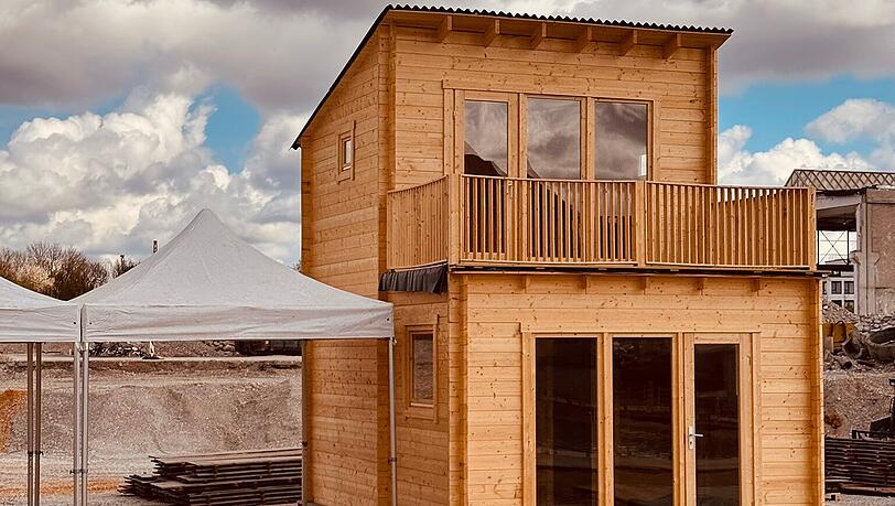 Eine Bar und ein Foodtruck bieten mediterran inspiriertes Essen und Getr&auml;nke an. Die Zwischennutzung "Marina Monaco" soll im Mai starten.