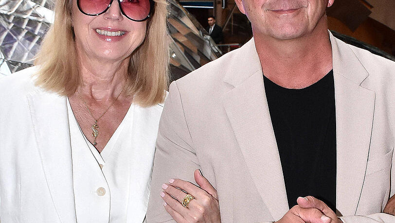 Hans Sigl und seine Frau Susanne gehen seit 2005 gemeinsam durchs Leben. Hans Sigl und seine Frau Susanne gehen seit 2005 gemeinsam durchs Leben.
