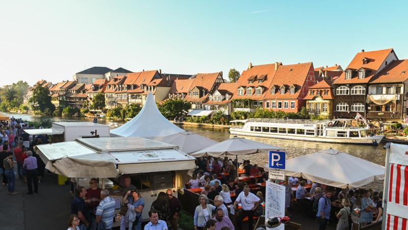 Blick auf das Gelände der Sandkerwa 2019. Foto: Nicolas Armer/dpa/Archivbild Blick auf das Gelände der Sandkerwa 2019. Foto: Nicolas Armer/dpa/Archivbild