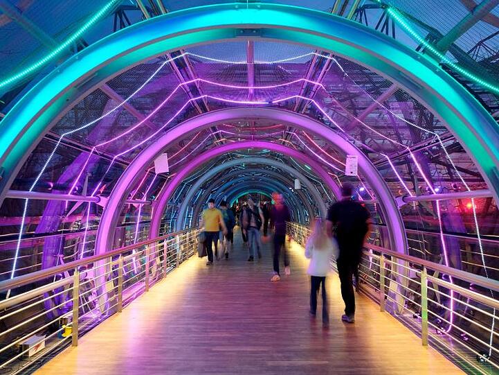 Ein Durchgang der Messe in Leipzig während des Chaos Communication Congress im vergangenen Jahr.