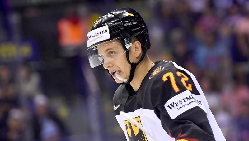 Wechselt innerhalb der NHL: Eishockey-Nationalspieler Dominik Kahun. Wechselt innerhalb der NHL: Eishockey-Nationalspieler Dominik Kahun.