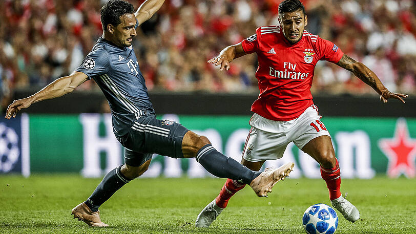 MATS HUMMELS, NOTE 3: Ermöglichte durch einen Patzer die erste Benfica-Chance. Ansonsten aufmerksam und meist mit der Kopfballhoheit im und am eigenen Strafraum.