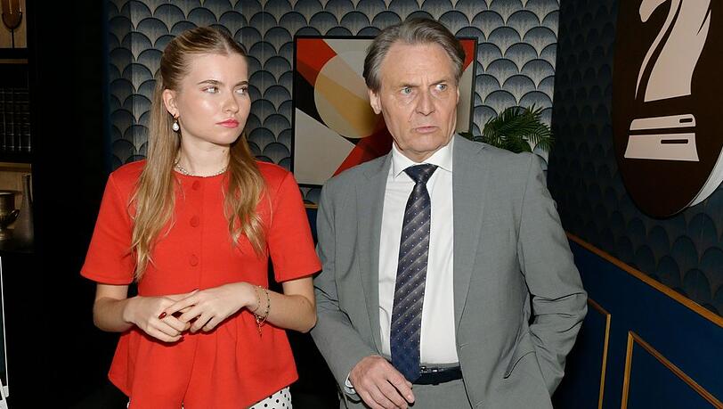 "GZSZ": Gerner (r.) will unter allen Umständen Streit mit Johanna (l.) vermeiden. "GZSZ": Gerner (r.) will unter allen Umständen Streit mit Johanna (l.) vermeiden.