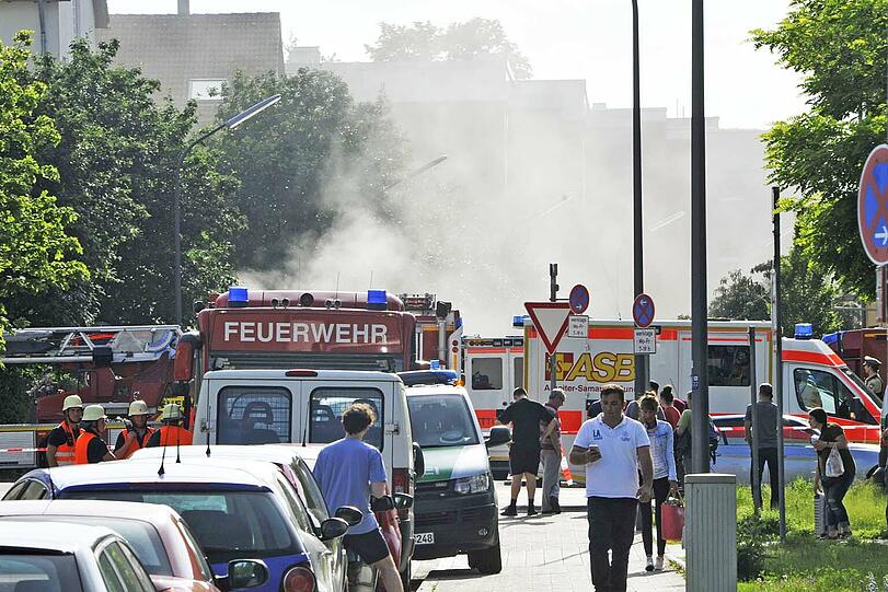 In Milbertshofen brannten zehn Autos in einer Tiefgrage. Es entstand ein enormer Sachschaden.