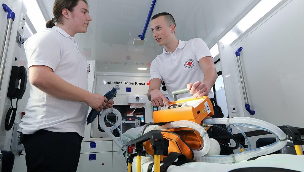 Durchbruch 750 zusätzliche Plätze für SanitäterAusbildung