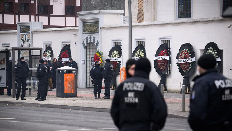 Die Beerdigung im Berliner Clan-Milieu wird von der Polizei mit einem gr&ouml;&szlig;eren Aufgebot begleitet.