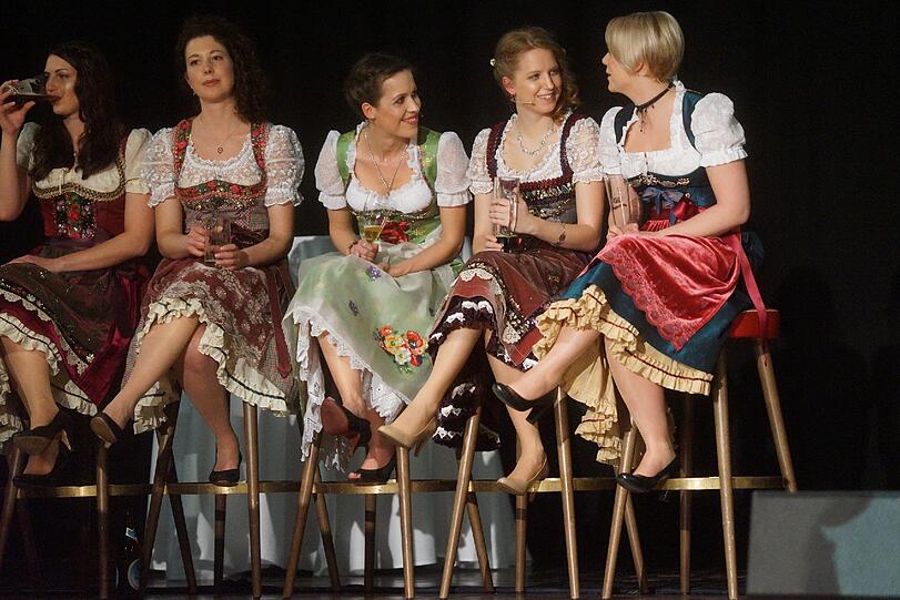 Während der Endausscheidung mussten sich die Kandidatinnen den Fragen der Jury stellen und einige Tests absolvieren.