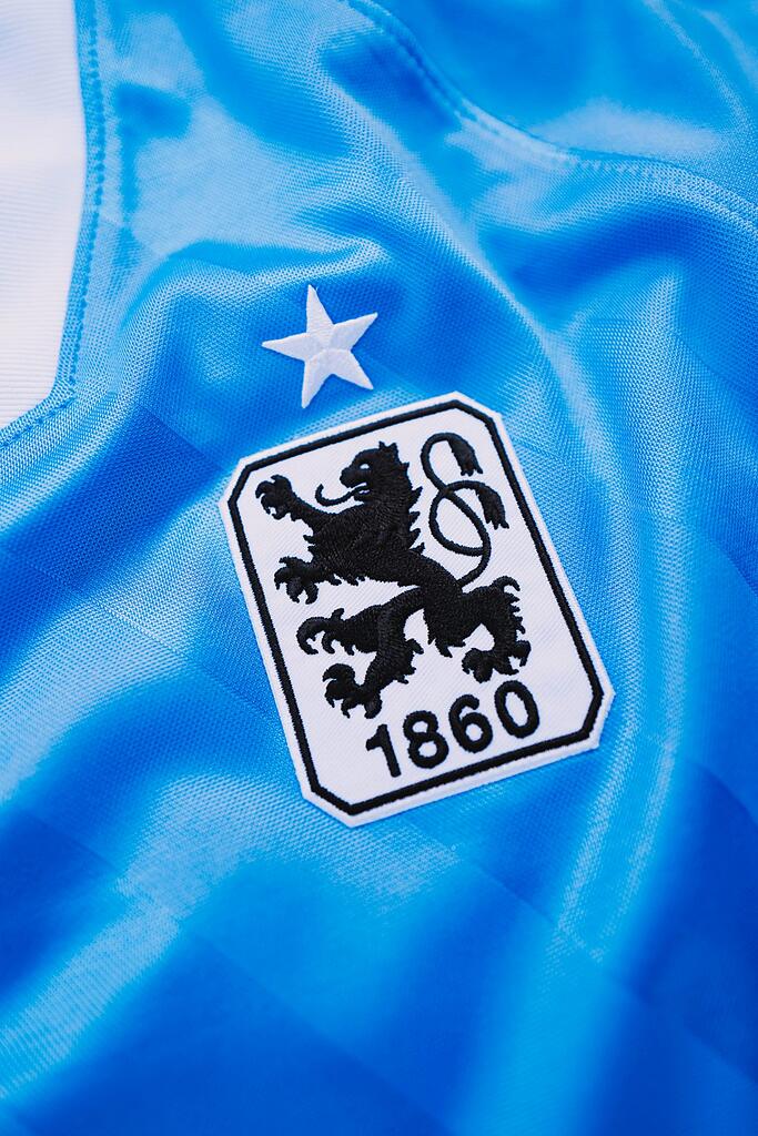 TSV 1860: Wie finden Sie das neue Löwen-Trikot ...