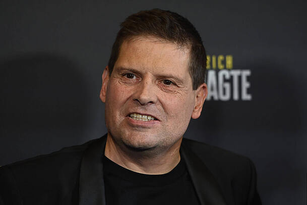 Jan Ullrich stellt sich den Fragen von Felix Neureuther im Podcast "Pizza & Pommes" Jan Ullrich stellt sich den Fragen von Felix Neureuther im Podcast "Pizza & Pommes"