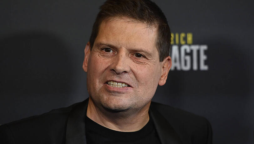Jan Ullrich stellt sich den Fragen von Felix Neureuther im Podcast "Pizza & Pommes" Jan Ullrich stellt sich den Fragen von Felix Neureuther im Podcast "Pizza & Pommes"