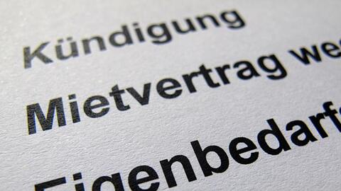 Sorgen, seine Wohnung zu verlieren, gibt es viele: Kündigungsschreiben wegen Eigenbedarfs.