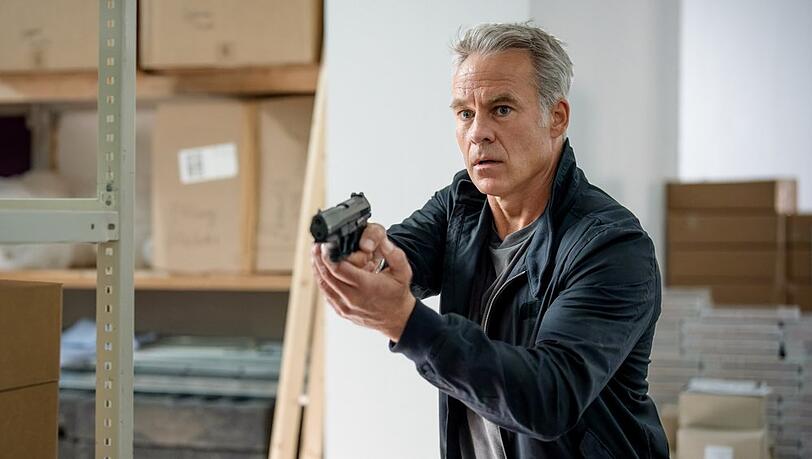 Schauspieler Marco Girnth steigt aus der ZDF-Serie "SOKO Leipzig" aus - seine Figur Jan Maybach stirbt nach über 500 Folgen. Schauspieler Marco Girnth steigt aus der ZDF-Serie "SOKO Leipzig" aus - seine Figur Jan Maybach stirbt nach über 500 Folgen.