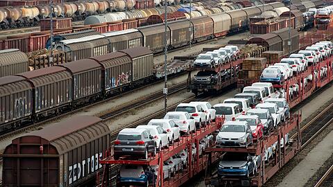 Güterzüge stehen in München am Rangierbahnhof Nord. Foto: Sven Hoppe/Archiv