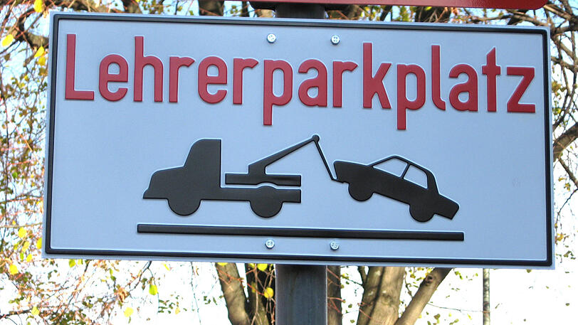 Innerhalb des Mittleren Rings soll es gar keine Lehrerparkplätze mehr geben, fordern SPD und Grüne.
