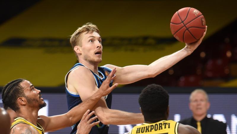 Niels Giffey (M.) führte Alba zur Meisterschaft. Niels Giffey (M.) führte Alba zur Meisterschaft.